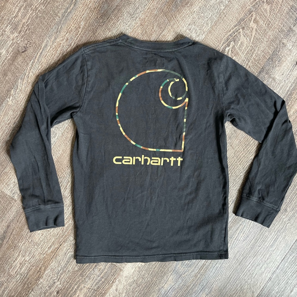 Carhartt long sleeve pocket tee camo logo